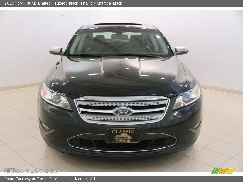 Tuxedo Black Metallic / Charcoal Black 2010 Ford Taurus Limited