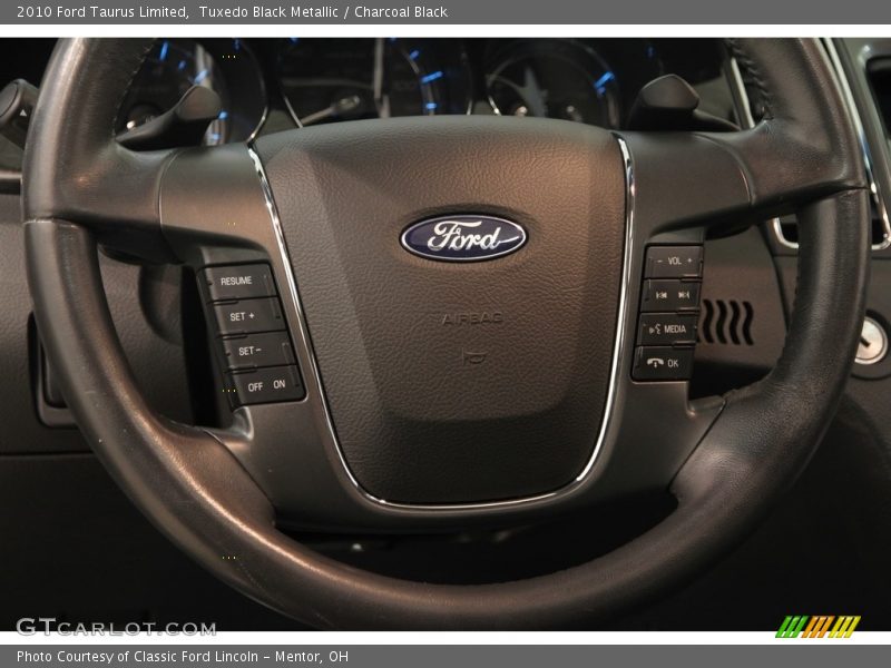 Tuxedo Black Metallic / Charcoal Black 2010 Ford Taurus Limited