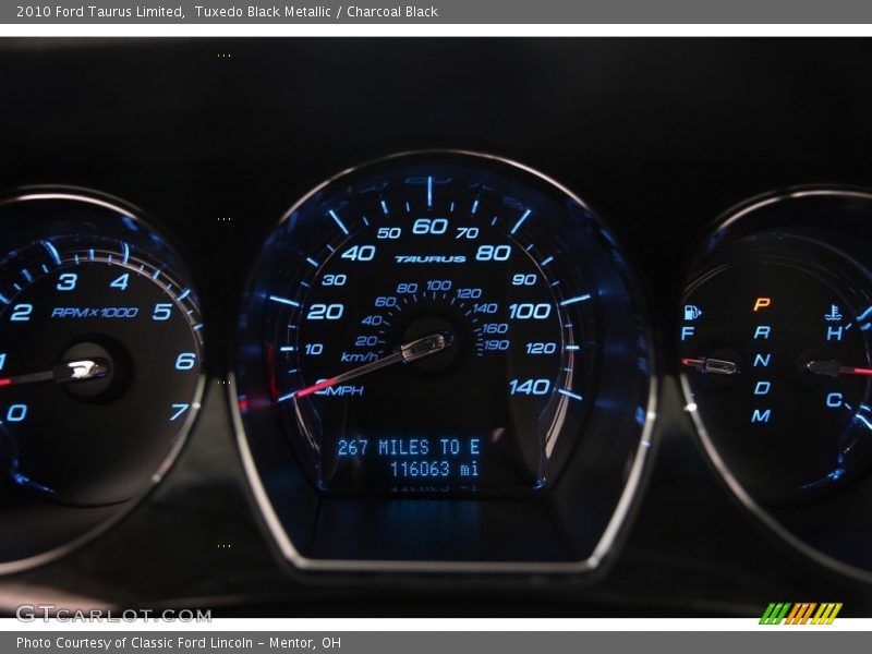 Tuxedo Black Metallic / Charcoal Black 2010 Ford Taurus Limited