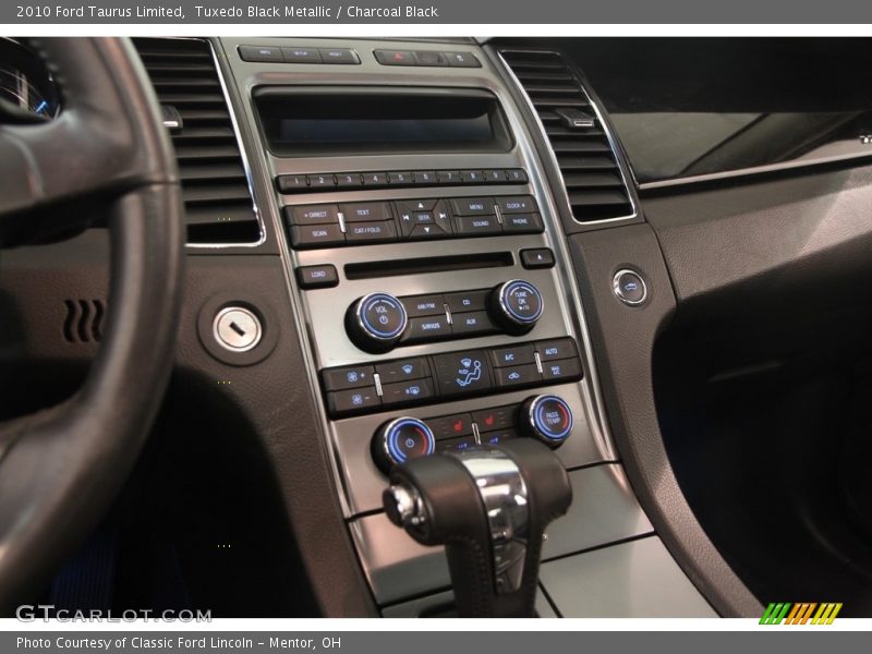 Tuxedo Black Metallic / Charcoal Black 2010 Ford Taurus Limited