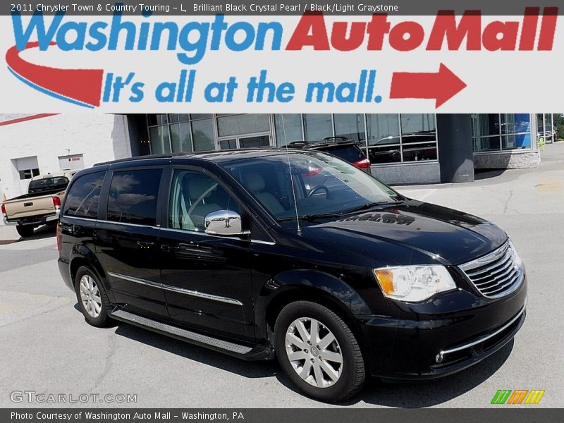 Brilliant Black Crystal Pearl / Black/Light Graystone 2011 Chrysler Town & Country Touring - L