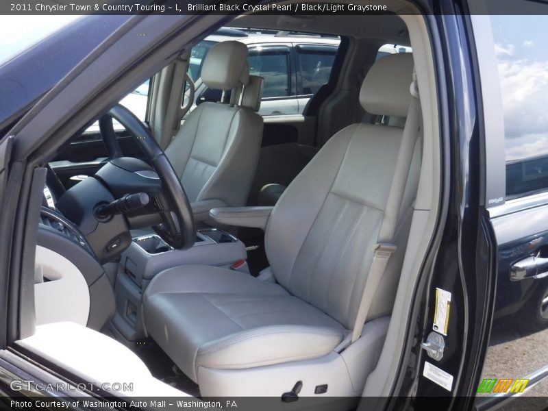 Brilliant Black Crystal Pearl / Black/Light Graystone 2011 Chrysler Town & Country Touring - L