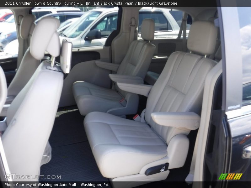 Brilliant Black Crystal Pearl / Black/Light Graystone 2011 Chrysler Town & Country Touring - L