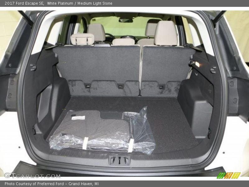 White Platinum / Medium Light Stone 2017 Ford Escape SE