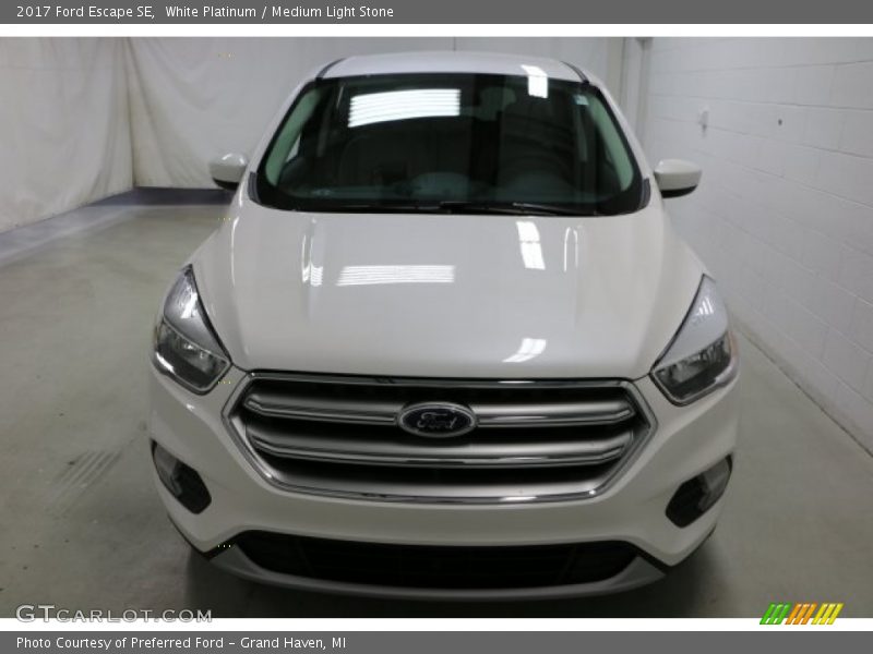 White Platinum / Medium Light Stone 2017 Ford Escape SE