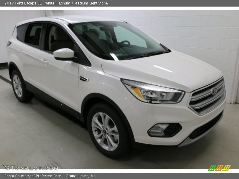 White Platinum / Medium Light Stone 2017 Ford Escape SE