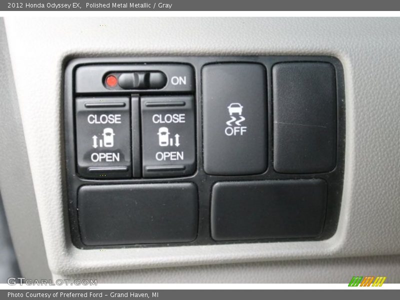 Polished Metal Metallic / Gray 2012 Honda Odyssey EX
