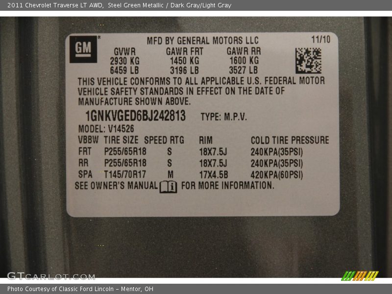 Steel Green Metallic / Dark Gray/Light Gray 2011 Chevrolet Traverse LT AWD