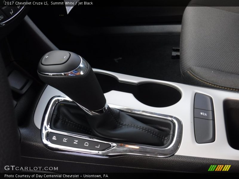 Summit White / Jet Black 2017 Chevrolet Cruze LS