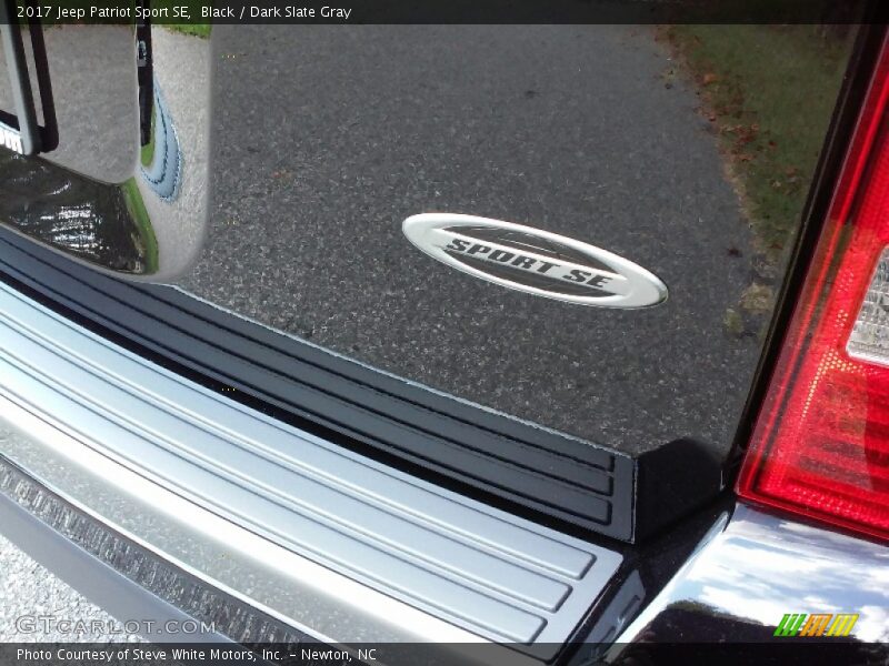 Black / Dark Slate Gray 2017 Jeep Patriot Sport SE