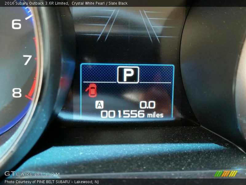 Crystal White Pearl / Slate Black 2016 Subaru Outback 3.6R Limited