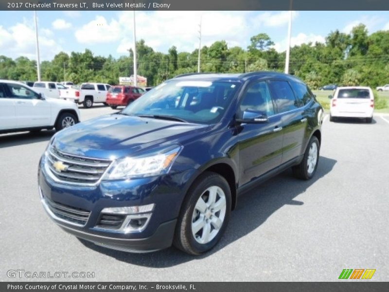 Blue Velvet Metallic / Ebony 2017 Chevrolet Traverse LT