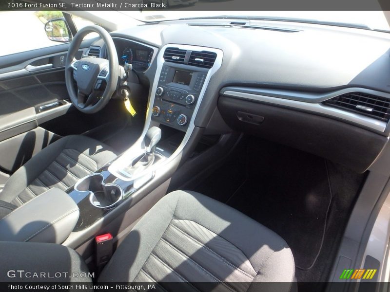 Tectonic Metallic / Charcoal Black 2016 Ford Fusion SE