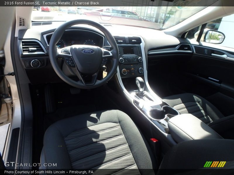Tectonic Metallic / Charcoal Black 2016 Ford Fusion SE