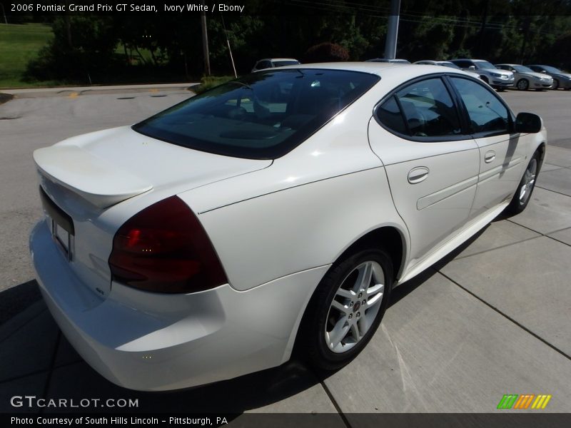 Ivory White / Ebony 2006 Pontiac Grand Prix GT Sedan