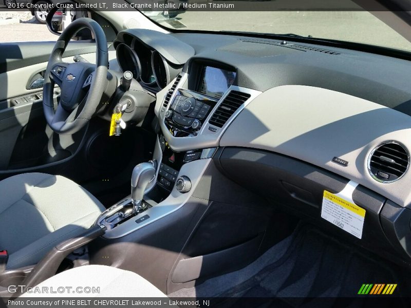 Black Granite Metallic / Medium Titanium 2016 Chevrolet Cruze Limited LT