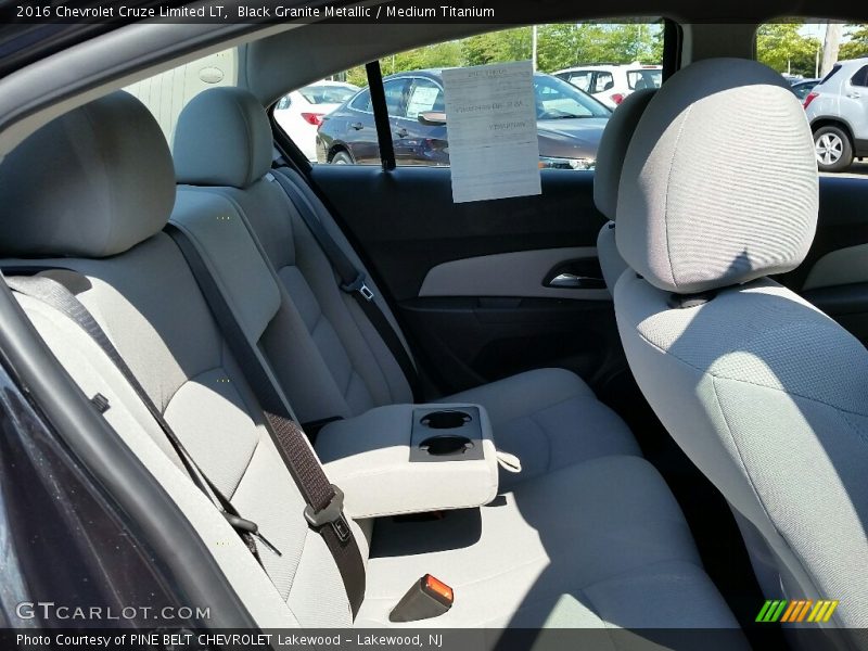 Black Granite Metallic / Medium Titanium 2016 Chevrolet Cruze Limited LT