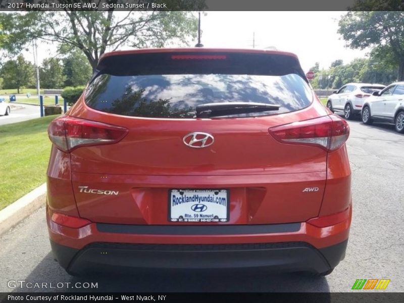 Sedona Sunset / Black 2017 Hyundai Tucson SE AWD