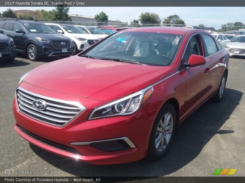 Scarlet Red / Gray 2017 Hyundai Sonata SE
