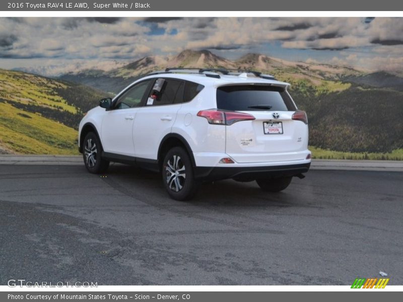 Super White / Black 2016 Toyota RAV4 LE AWD