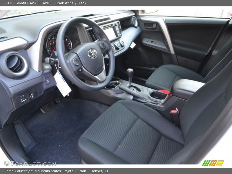 Super White / Black 2016 Toyota RAV4 LE AWD