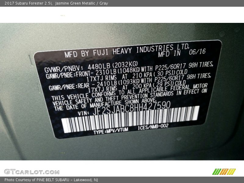 Jasmine Green Metallic / Gray 2017 Subaru Forester 2.5i