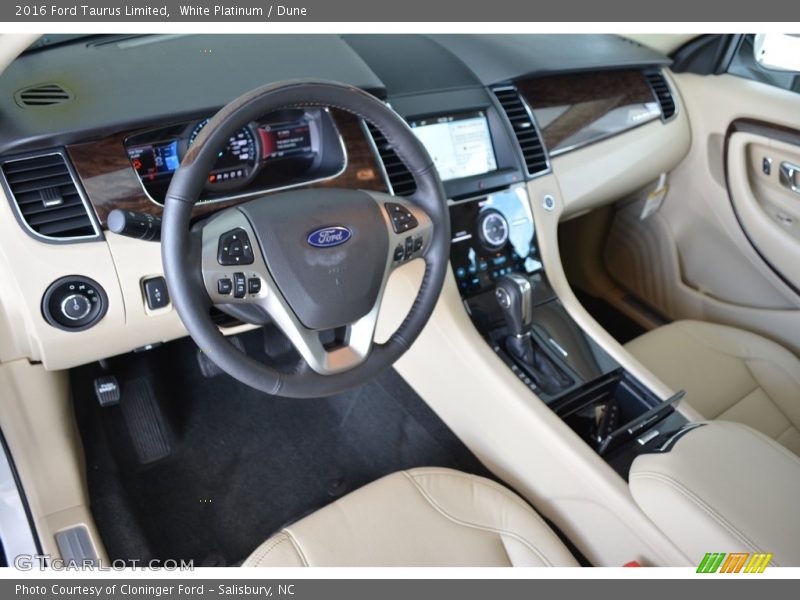 White Platinum / Dune 2016 Ford Taurus Limited