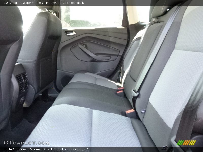 Magnetic / Charcoal Black 2017 Ford Escape SE 4WD