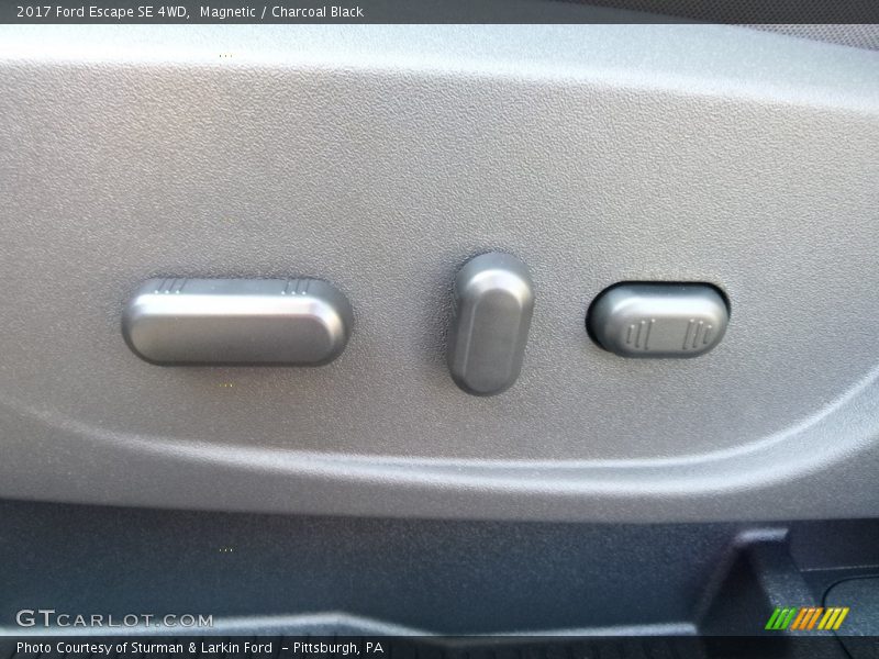 Magnetic / Charcoal Black 2017 Ford Escape SE 4WD