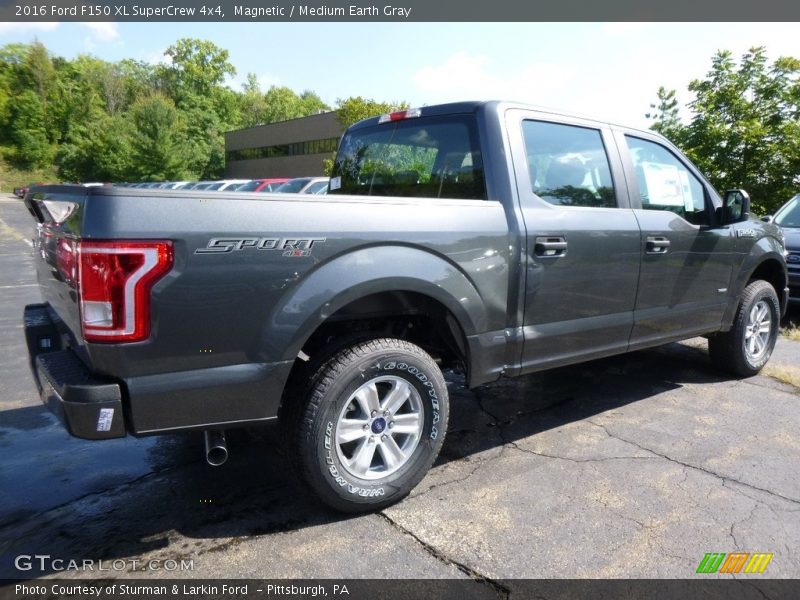 Magnetic / Medium Earth Gray 2016 Ford F150 XL SuperCrew 4x4