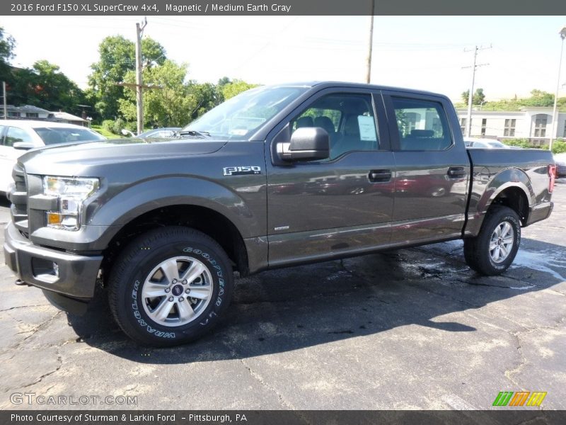 Magnetic / Medium Earth Gray 2016 Ford F150 XL SuperCrew 4x4