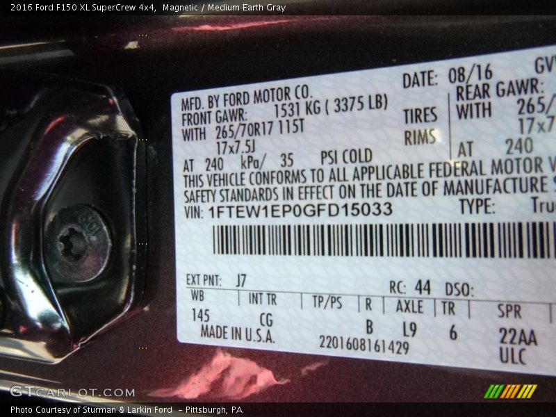 Magnetic / Medium Earth Gray 2016 Ford F150 XL SuperCrew 4x4