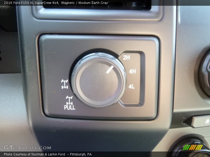 Magnetic / Medium Earth Gray 2016 Ford F150 XL SuperCrew 4x4