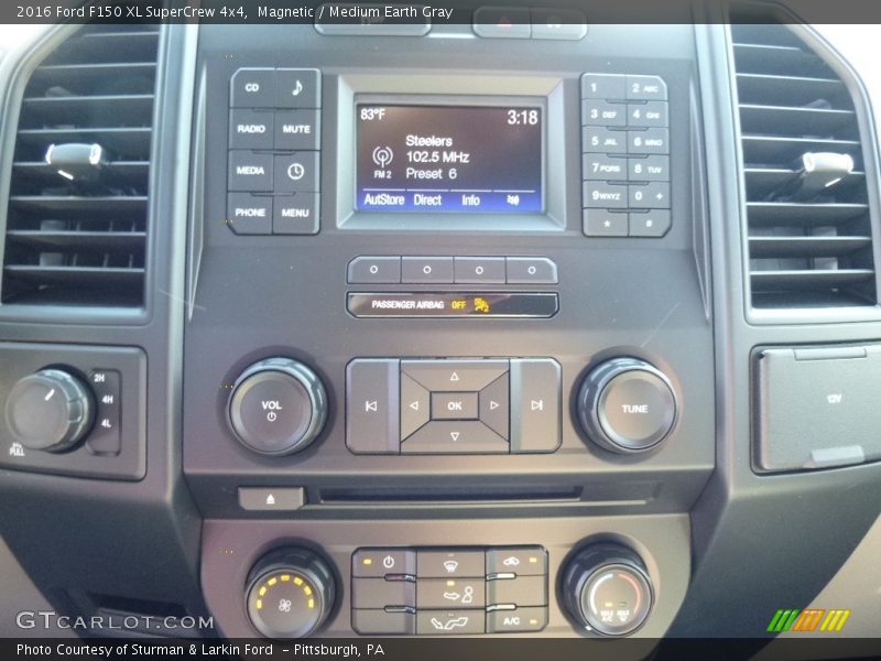 Magnetic / Medium Earth Gray 2016 Ford F150 XL SuperCrew 4x4