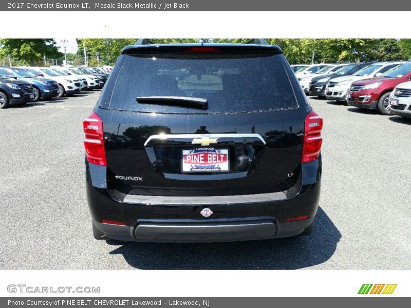 Mosaic Black Metallic / Jet Black 2017 Chevrolet Equinox LT