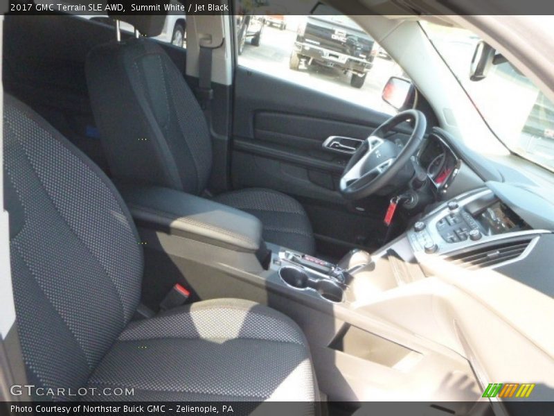 Summit White / Jet Black 2017 GMC Terrain SLE AWD