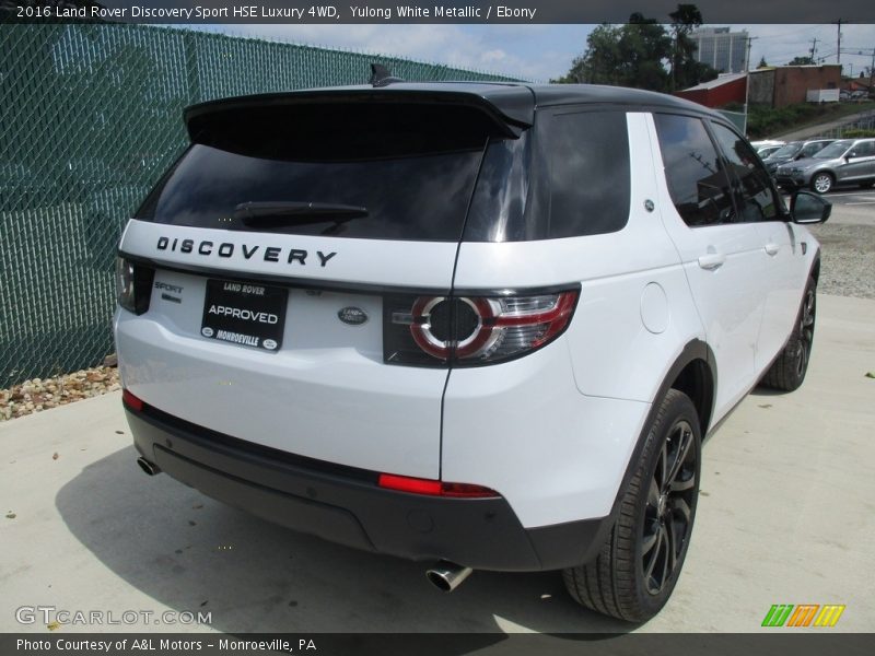 Yulong White Metallic / Ebony 2016 Land Rover Discovery Sport HSE Luxury 4WD