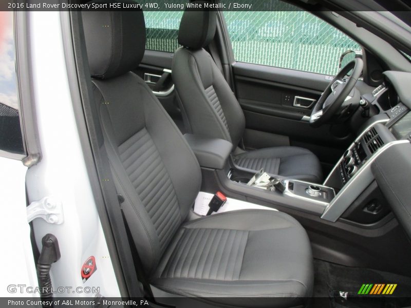 Yulong White Metallic / Ebony 2016 Land Rover Discovery Sport HSE Luxury 4WD