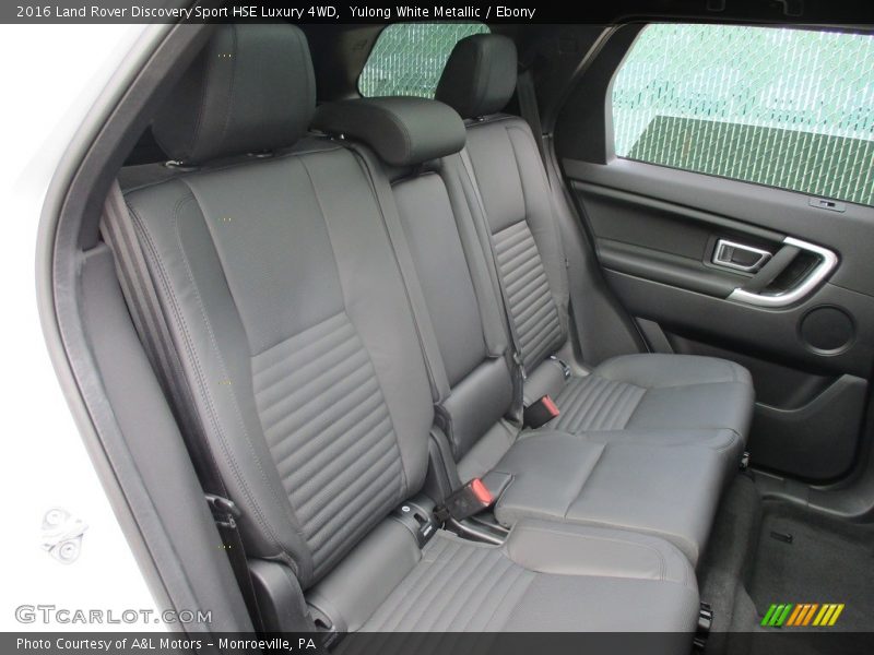 Yulong White Metallic / Ebony 2016 Land Rover Discovery Sport HSE Luxury 4WD