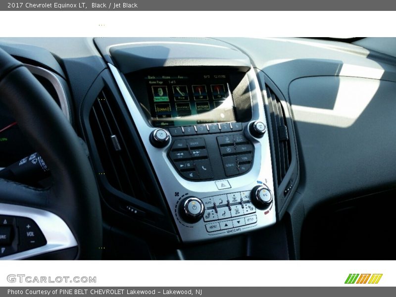 Black / Jet Black 2017 Chevrolet Equinox LT