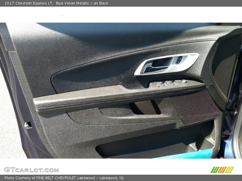 Blue Velvet Metallic / Jet Black 2017 Chevrolet Equinox LT