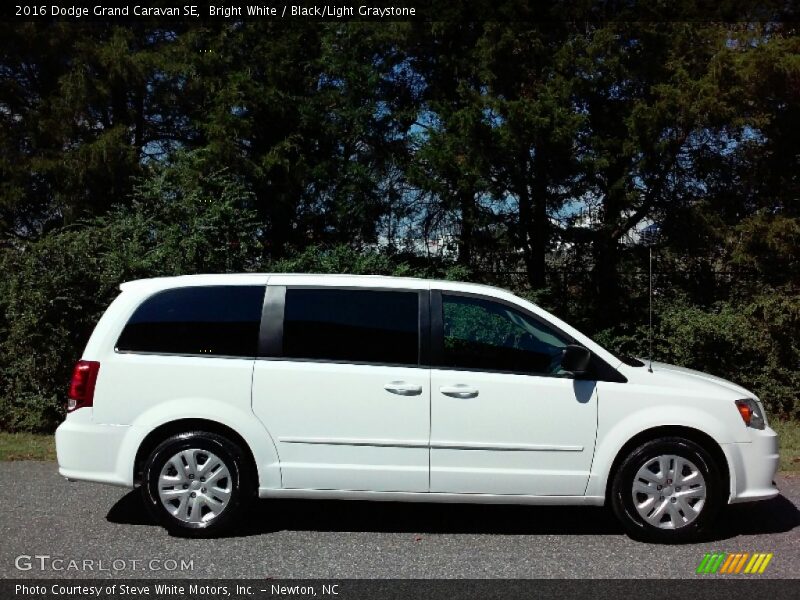 Bright White / Black/Light Graystone 2016 Dodge Grand Caravan SE