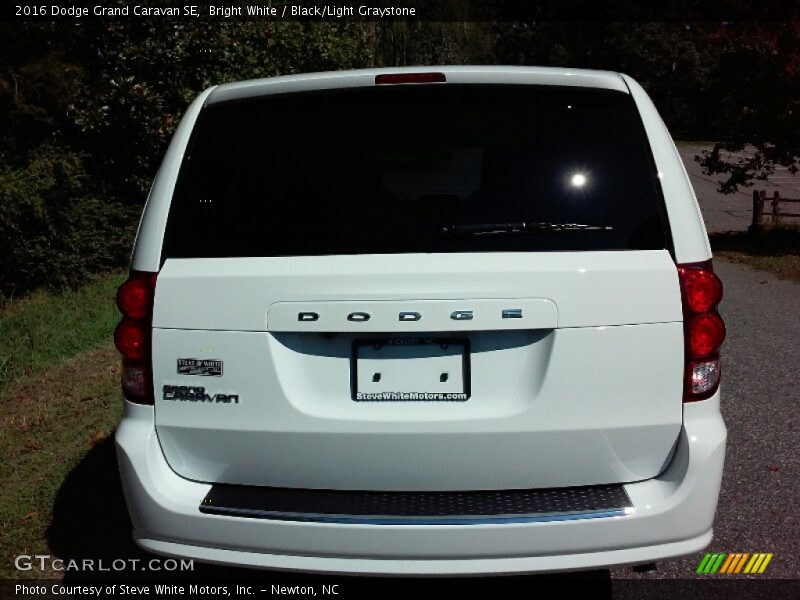 Bright White / Black/Light Graystone 2016 Dodge Grand Caravan SE
