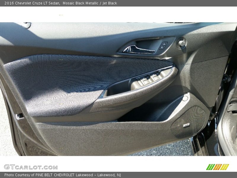 Mosaic Black Metallic / Jet Black 2016 Chevrolet Cruze LT Sedan