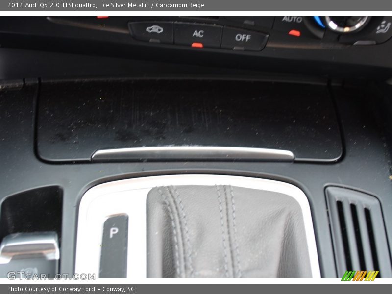 Ice Silver Metallic / Cardamom Beige 2012 Audi Q5 2.0 TFSI quattro