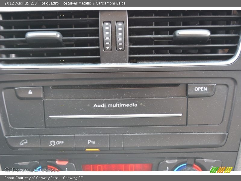 Ice Silver Metallic / Cardamom Beige 2012 Audi Q5 2.0 TFSI quattro