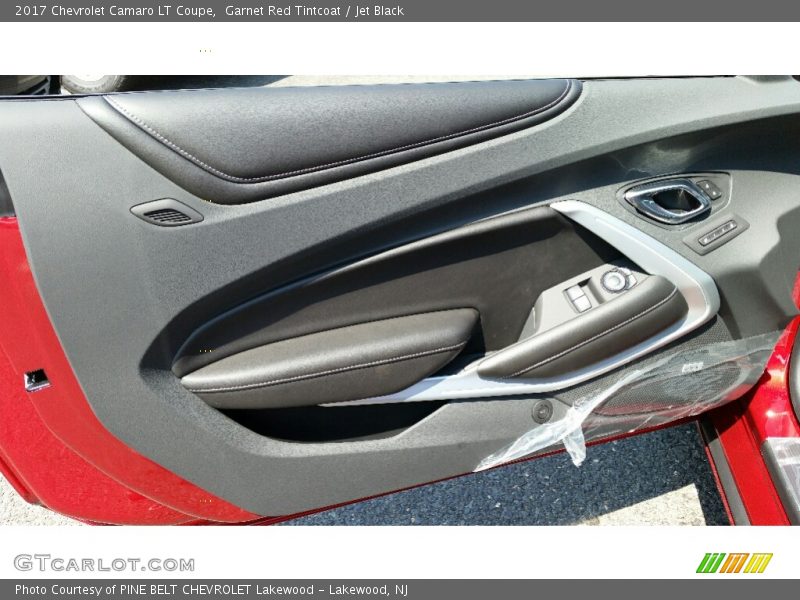 Garnet Red Tintcoat / Jet Black 2017 Chevrolet Camaro LT Coupe