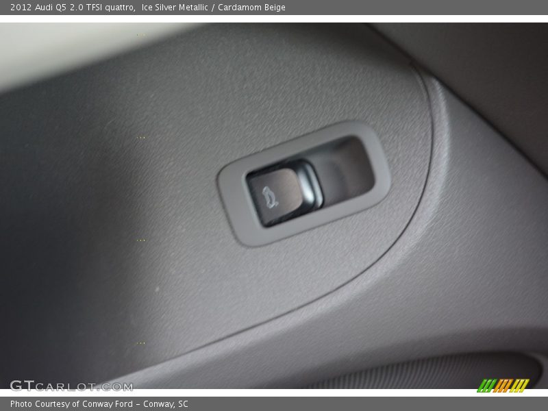 Ice Silver Metallic / Cardamom Beige 2012 Audi Q5 2.0 TFSI quattro