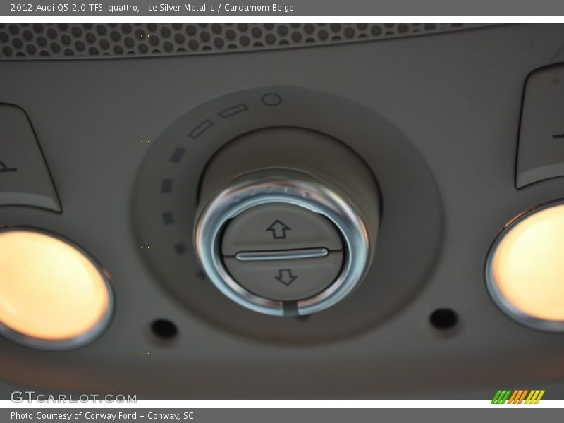 Ice Silver Metallic / Cardamom Beige 2012 Audi Q5 2.0 TFSI quattro