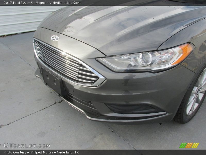 Magnetic / Medium Light Stone 2017 Ford Fusion S